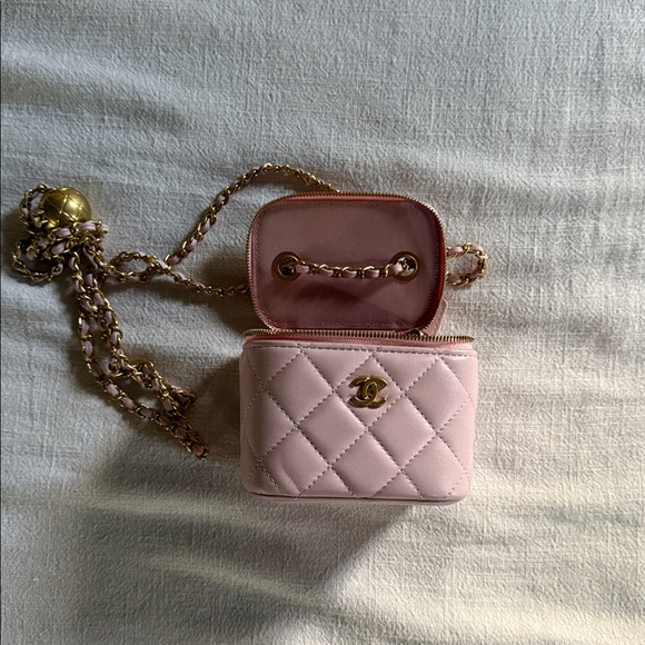 Fashion Light Pink Quilted Micro Bag - Picture 2 of 5